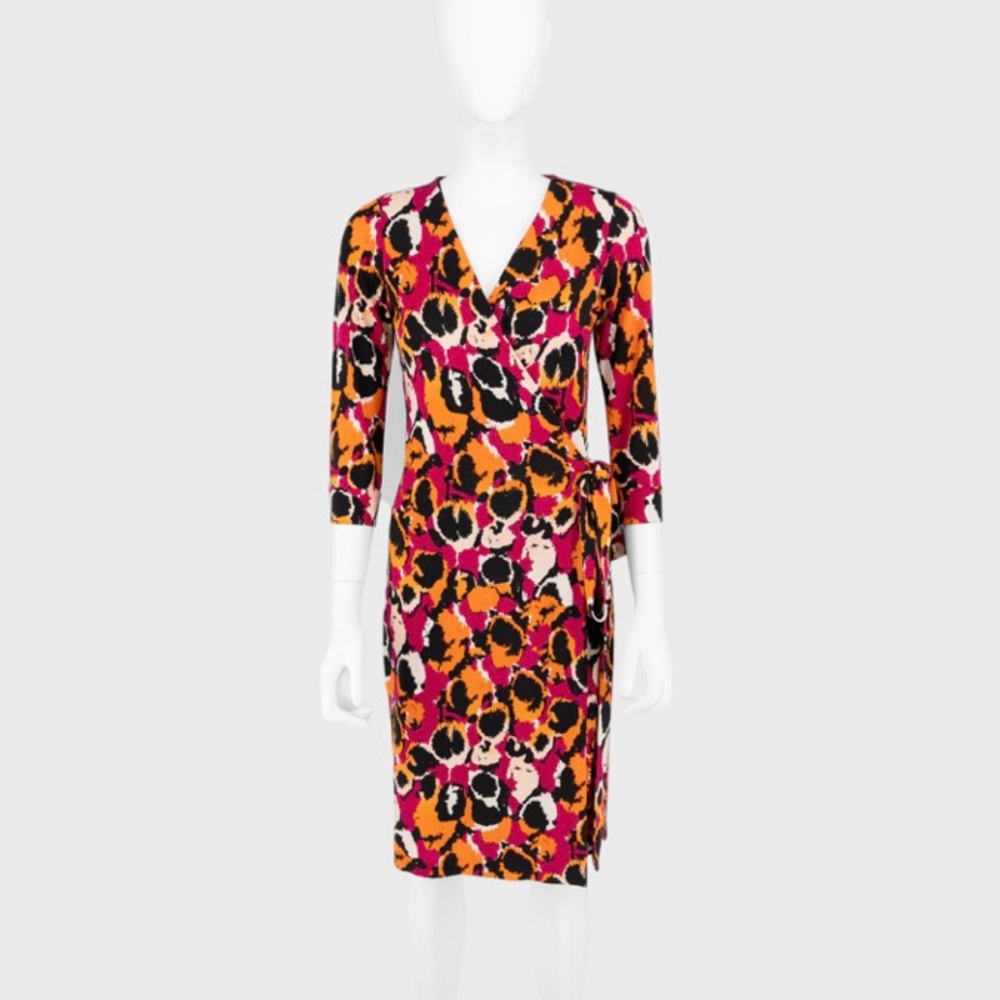 Diane Von Furstenberg - New Julian Two - Classic DVF Wrap Dress!